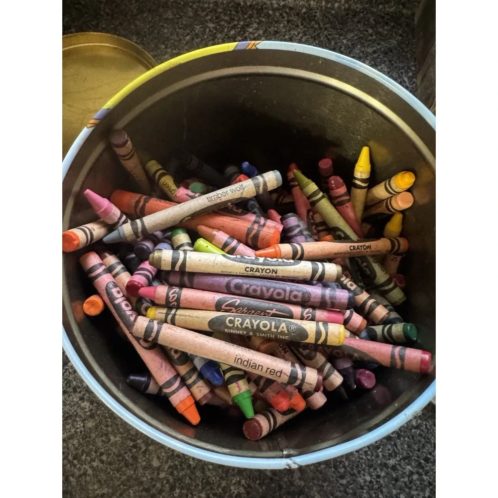 Vintage Tin Can Of Vintage Crayons Crayola Binney& Smith Sargent Retired Colors